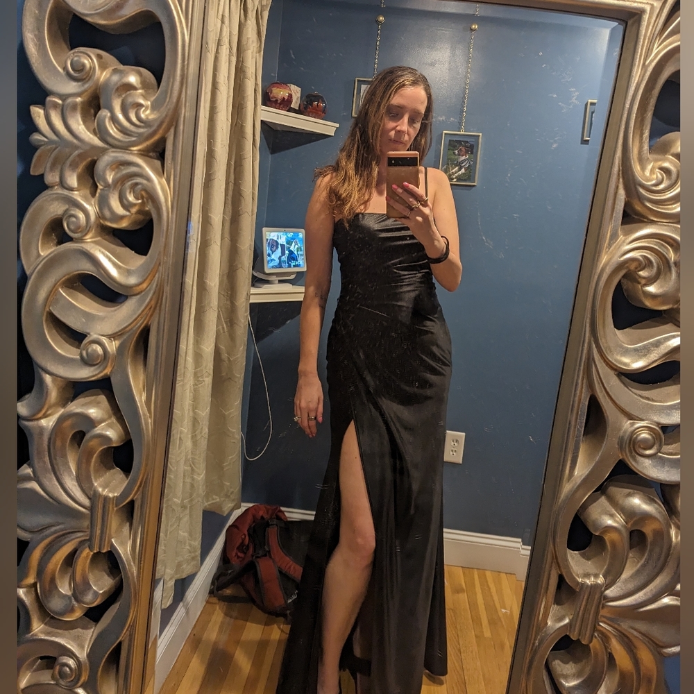 Long black dress